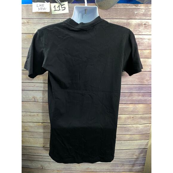 Lynyrd Skynyrd T-Shirt Size Medium Black Skull Flames Whiskey - Picture 2 of 8